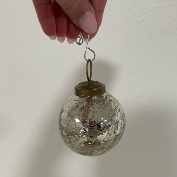 RH Handblown Mercury Glass Holiday Ornaments -Silver Balls (set of 8) - Picture 1 of 10